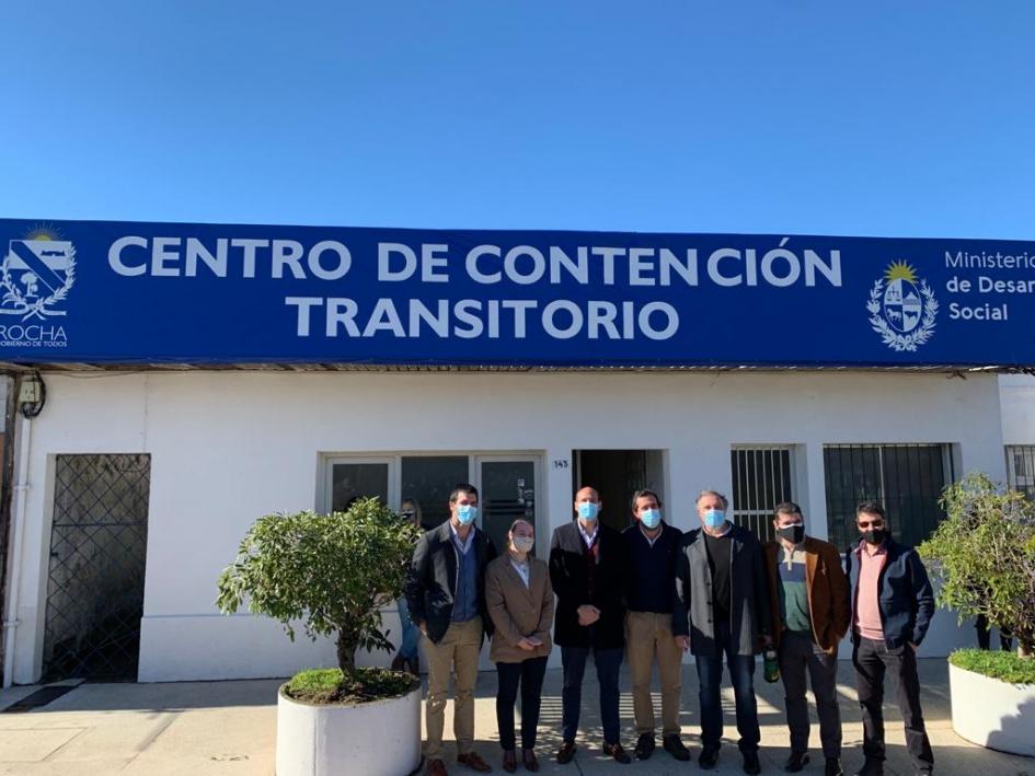 Autoridades en inauguración del Centro de Contención Transitorio en Chuy Autoridades en inauguración del Centro de Contención Transitorio en Chuy