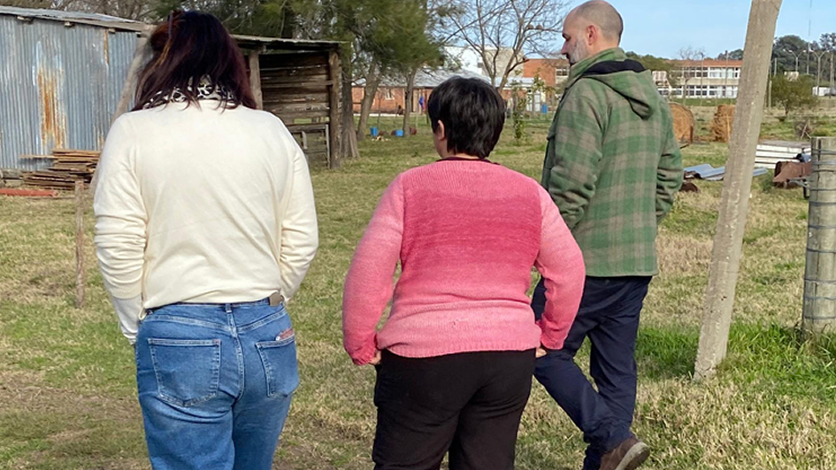 Recorido por la Granja "La Esperanza Sabalera" Equipo técnico de la Dirección de Discapacidad del Ministerio de Desarrollo Social en recorrida.