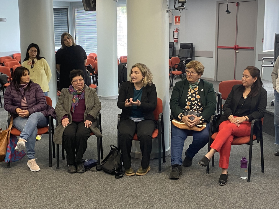 Equipo técnico y participantes durante el cierre del curso Promotoras del Derecho a una VLVBG MR Equipo técnico y participantes durante el cierre del curso Promotoras del Derecho a una VLVBG MR