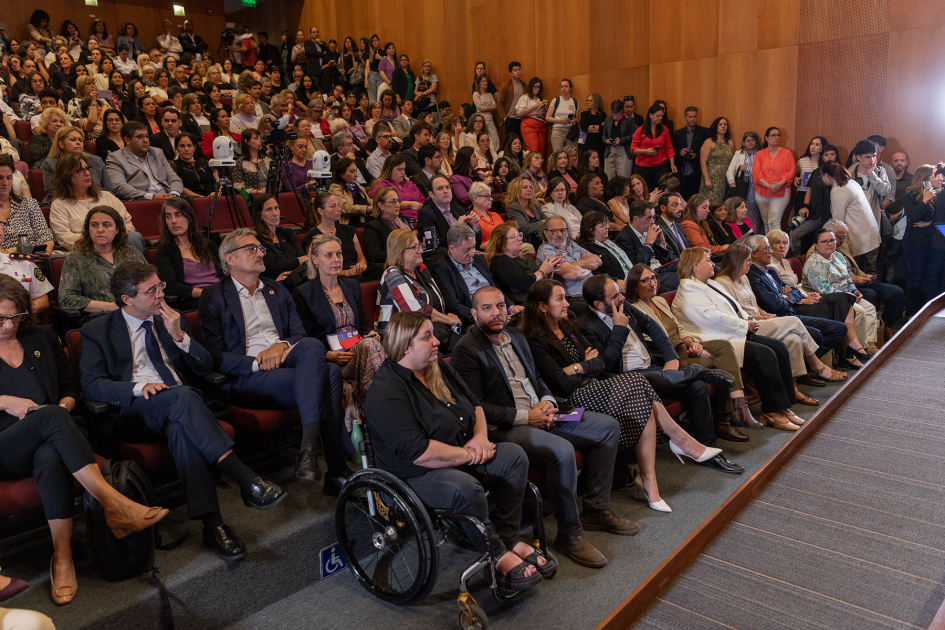 Público asistente al acto central por el 25-N 2025 Público asistente al acto central por el 25-N 2025