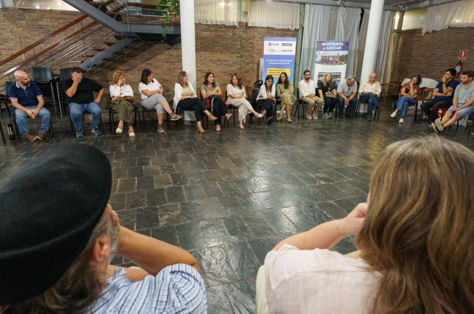 Actividades en la primera jornada de trabajo Actividades en la primera jornada de trabajo