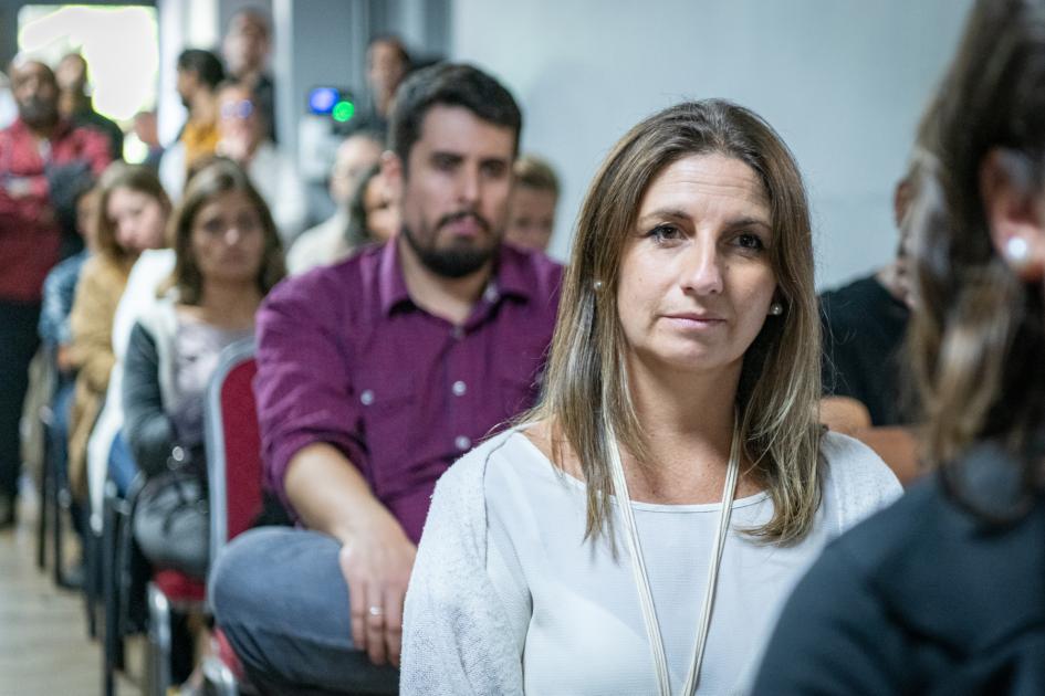 Trabajadores/as, autoridades y representantes de la sociedad civil .