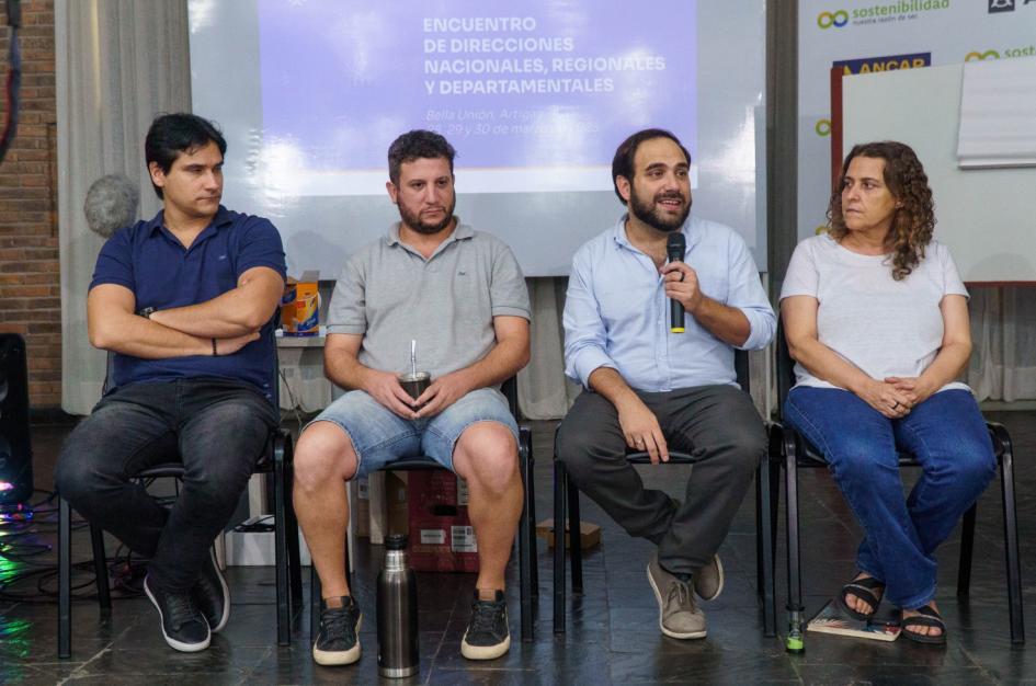 Actividades en la primera jornada de trabajo Actividades en la primera jornada de trabajo