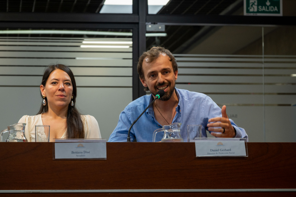 Mesa de autoridades (Foto: Departamento de Fotografía del Parlamento del Uruguay) Mesa de autoridades (Foto: Departamento de Fotografía del Parlamento del Uruguay)
