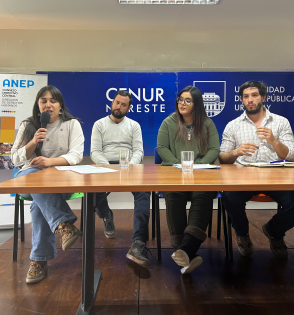 Mesa con referentes territoriales de INJU e INAU durante el lanzamiento de NLV 2025