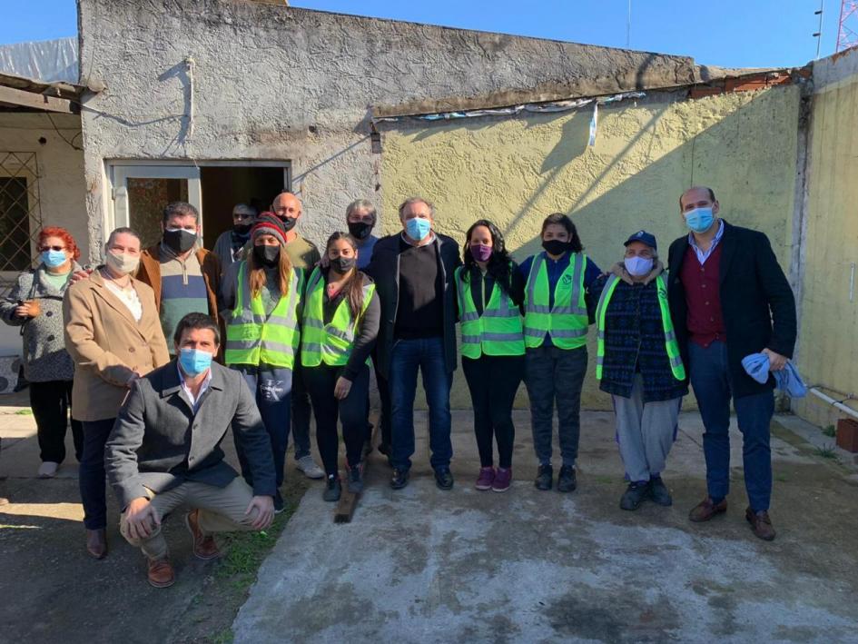 Autoridades y equipo de Jornales Solidarios Autoridades y equipo de trabajo