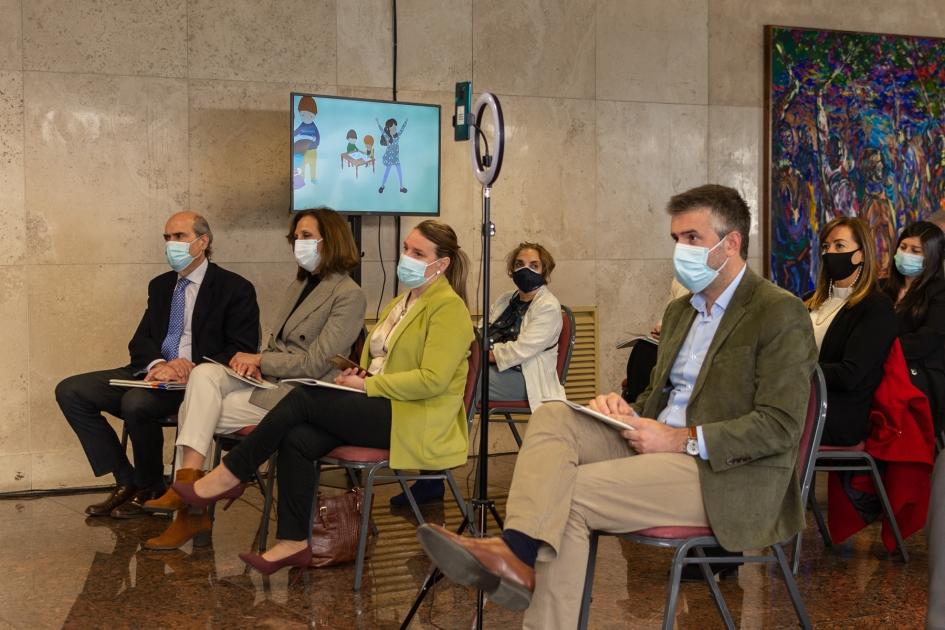 Presencia de autoridades de INAU e Inmujeres en lanzamiento de Guía de Crianza