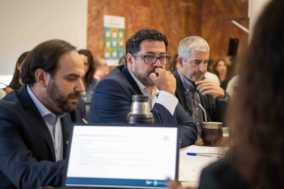 Autoridades durante el primer Consejo Interinstitucional de Juventudes. Autoridades durante el primer Consejo Interinstitucional de Juventudes.