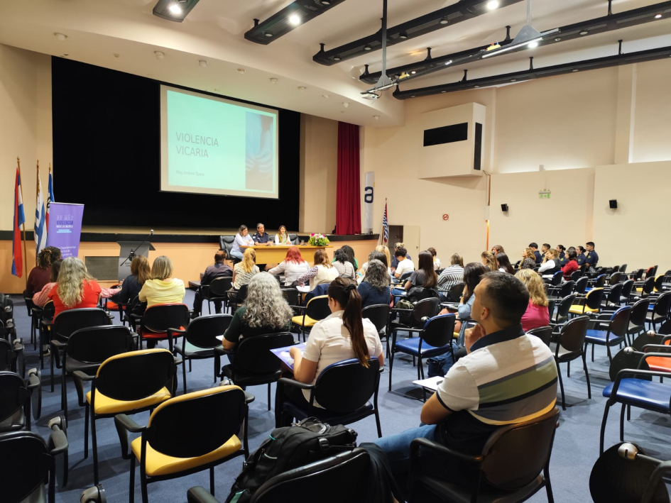 Actividad en el marco del 25-N 2025 en Canelones Actividad en el marco del 25-N 2025 en Canelones