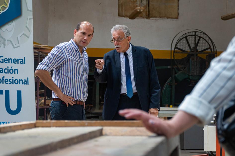 Autoridades de MIDES y UTU Autoridades de MIDES y UTU