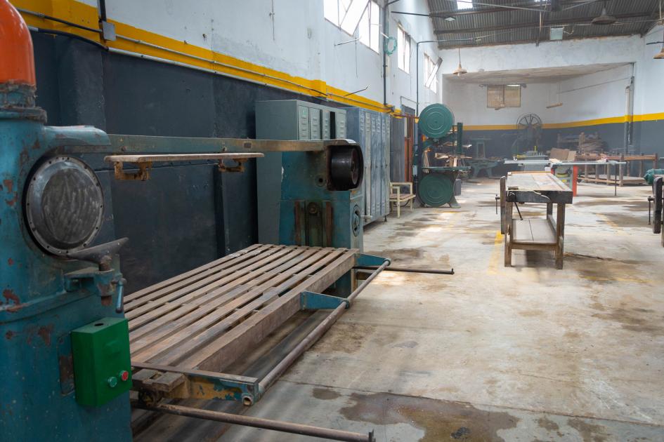 Máquinas y equipamiento del taller de carpintería 
