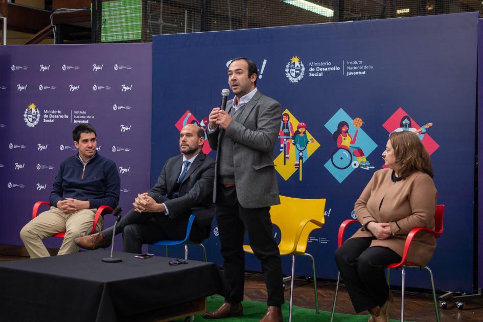 Representante de la Secretaría Nacional de Deporte haciendo uso de la palabra 