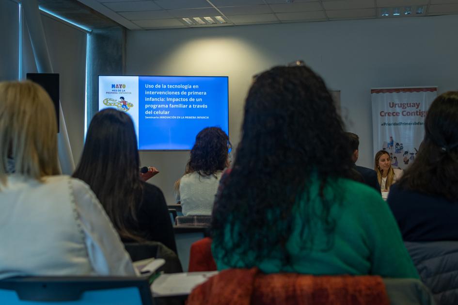 Asistentes al seminario Asistentes al seminario