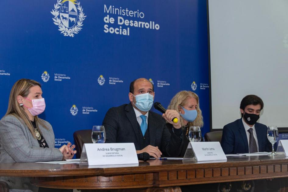 Presentación de resultados del Relevamiento 2021 de Personas en Situación de Calle Presentación de resultados del Relevamiento 2021 de Personas en Situación de Calle
