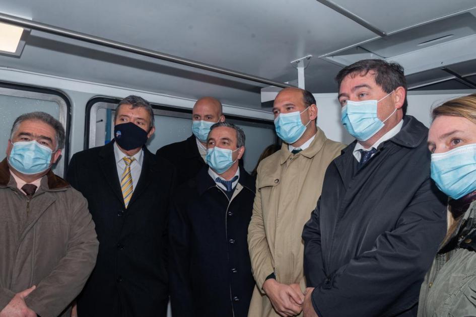 Autoridades en inauguración de la segunda policlínica móvil para personas en situación de calle en Canelones Autoridades en inauguración en Canelones de segunda policlínica móvil para situación de calle