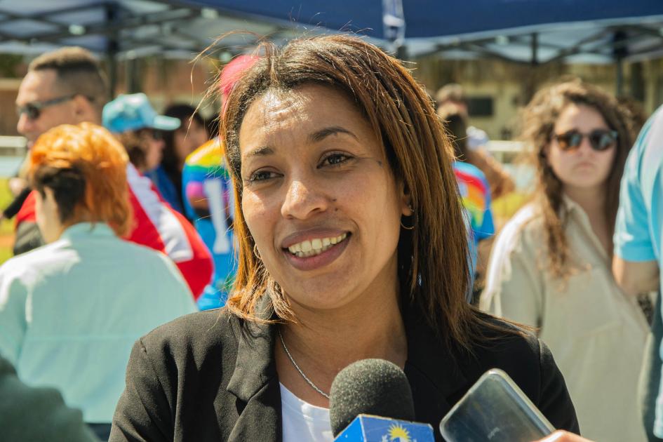 Gerenta del Área de Promoción Sociocultural del MIDES, en declaraciones a la prensa Gerenta del Área de Promoción Sociocultural del MIDES, en declaraciones a la prensa