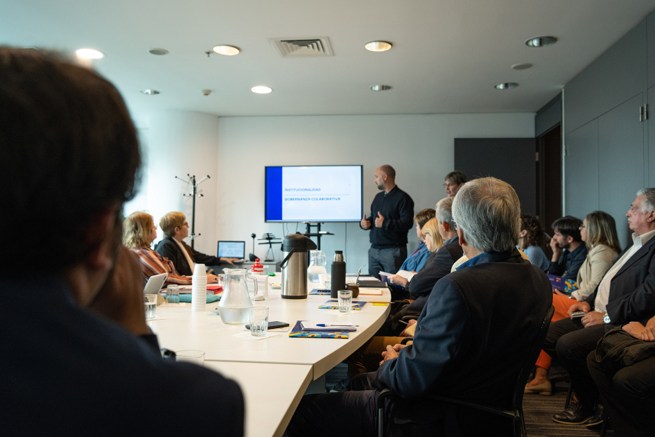 Reunión de autoridades en la presentación del Plan Nacional de Discapacidad en OPP.