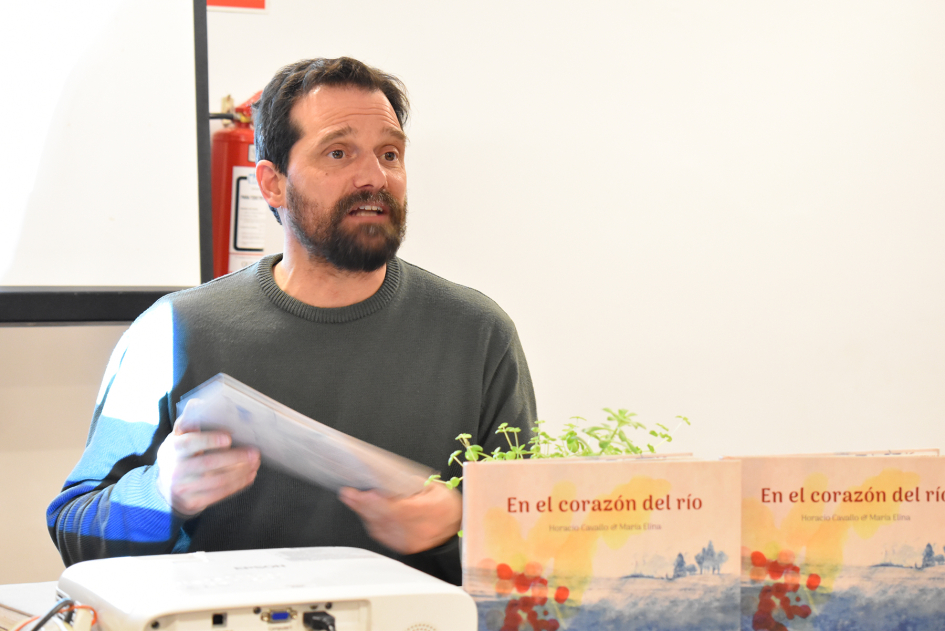 Horacio Carvallo, autor del libro
