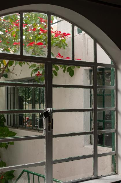Detalle de una de las ventanas de la casa Detalle de una de las ventanas de la casa