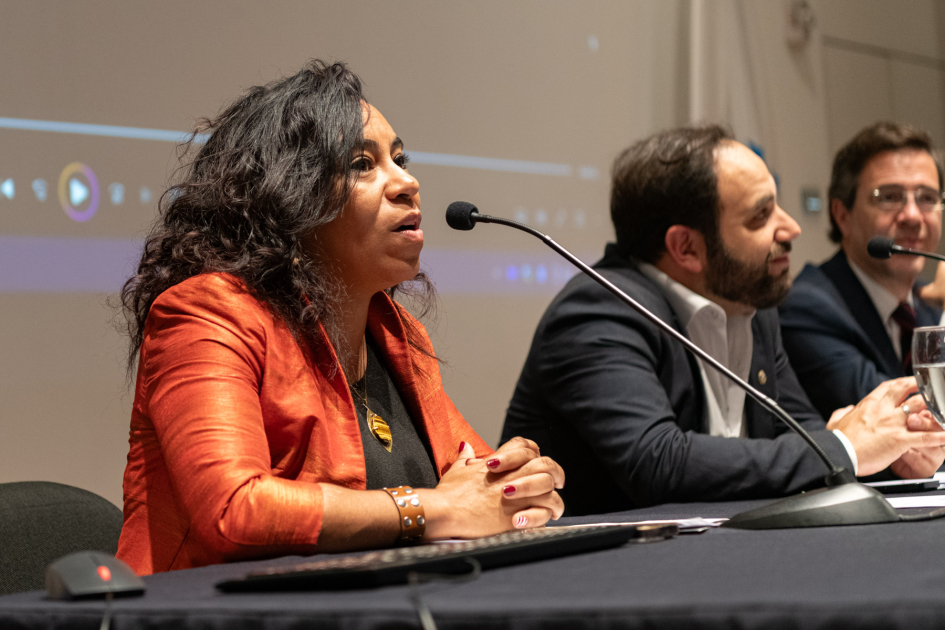 Participantes y autoridades presentes en la apertura de la RIAFRO