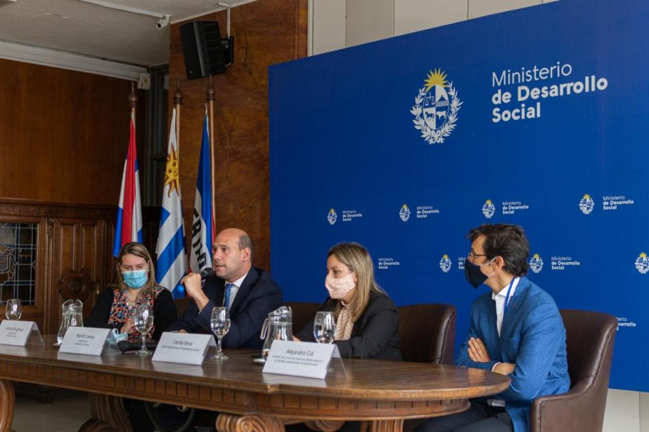 firma de convenio autoridades