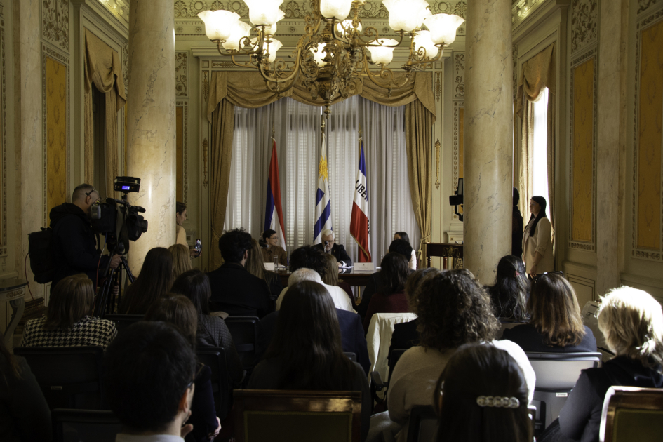 Firma de convenio por alimentación entre INDA y SCJ. Firma de convenio por alimentación entre INDA y SCJ.