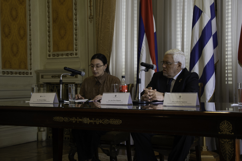 Firma de convenio por alimentación entre INDA y SCJ. Firma de convenio por alimentación entre INDA y SCJ.