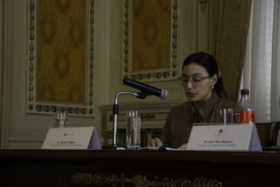 Firma de convenio por alimentación entre INDA y SCJ. Firma de convenio por alimentación entre INDA y SCJ.