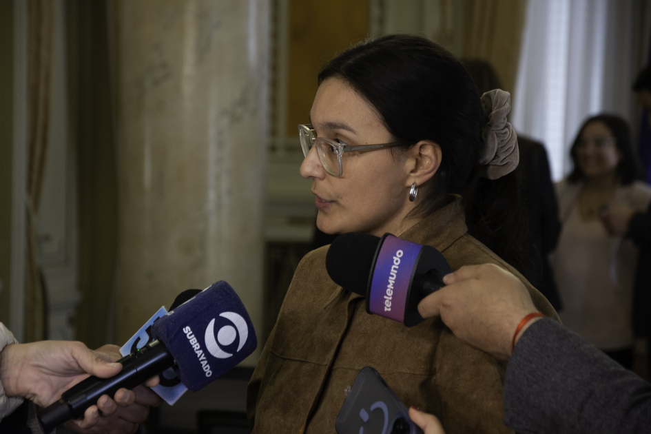 Micaela Melgar. Firma de convenio por alimentación entre INDA y SCJ. Firma de convenio por alimentación entre INDA y SCJ.
