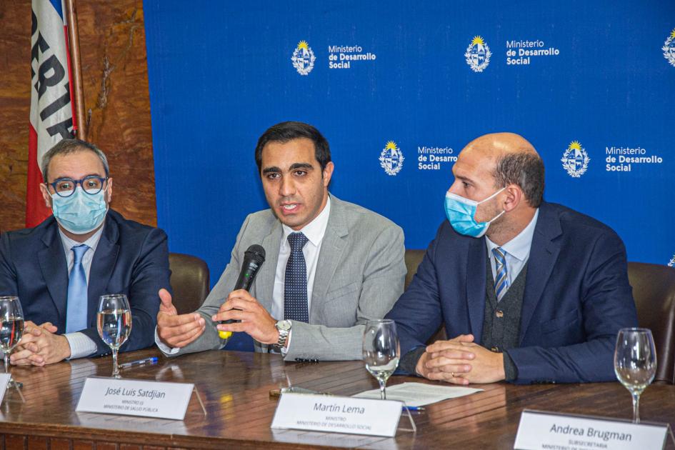 Subsecretario de Salud haciendo uso de la palabra Subsecretario de Salud haciendo uso de la palabra