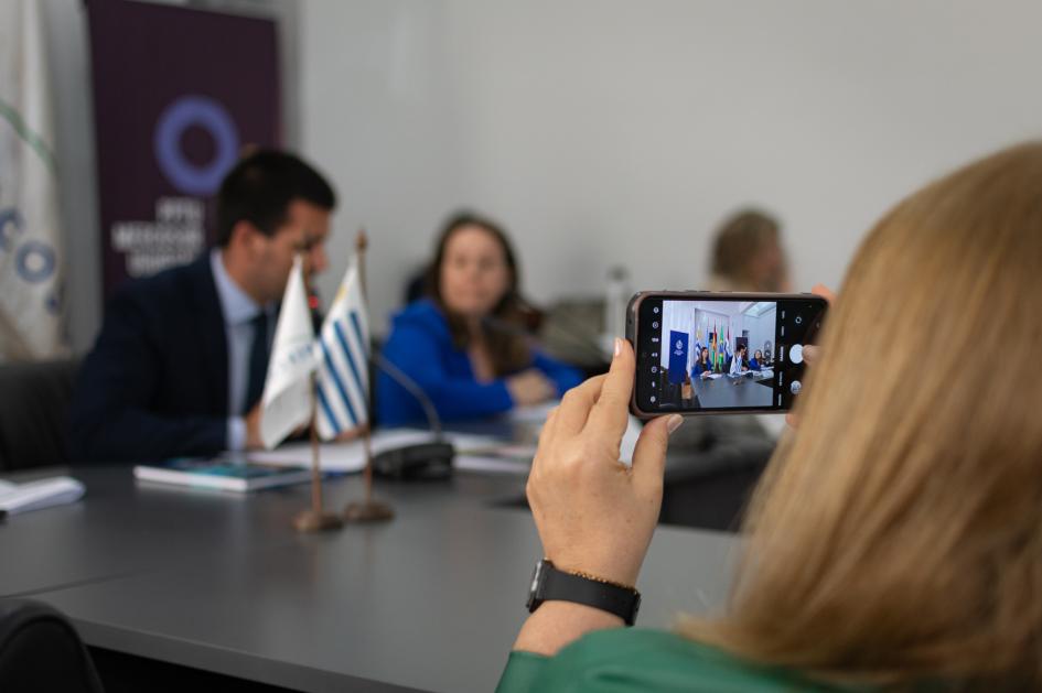 Foto de representantes del MIDES Foto de representantes del MIDES