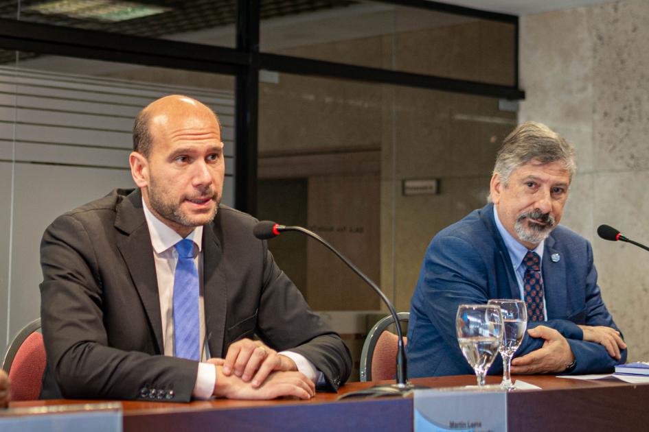 Ministro Lema haciendo uso de la palabra Ministro Lema haciendo uso de la palabra