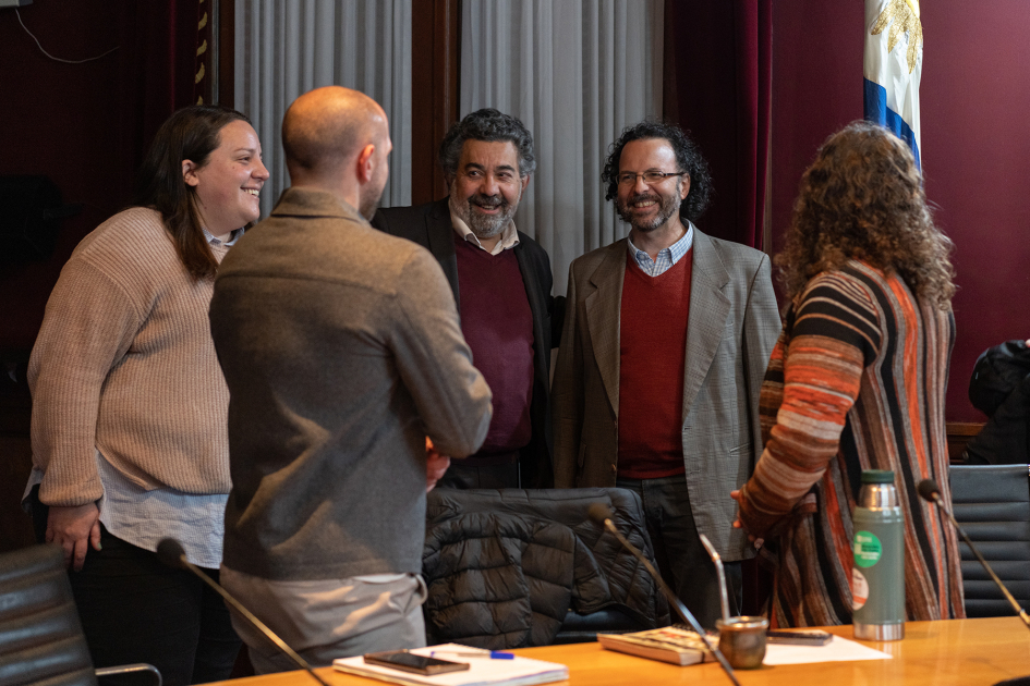 Coloquio sobre derechos humanos, democracia y desarrollo social. Coloquio sobre derechos humanos, democracia y desarrollo social.