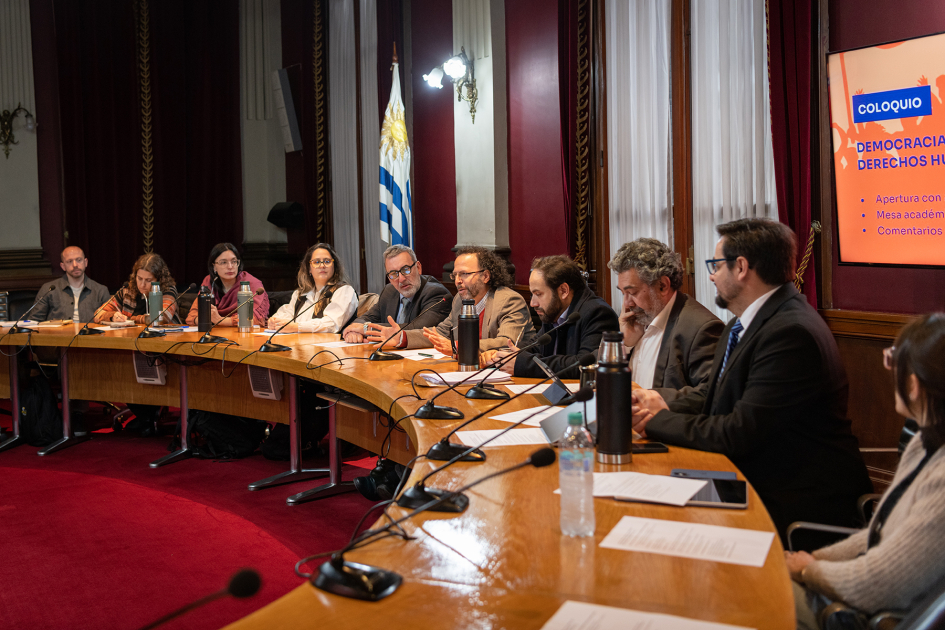Coloquio sobre derechos humanos, democracia y desarrollo social. Coloquio sobre derechos humanos, democracia y desarrollo social.
