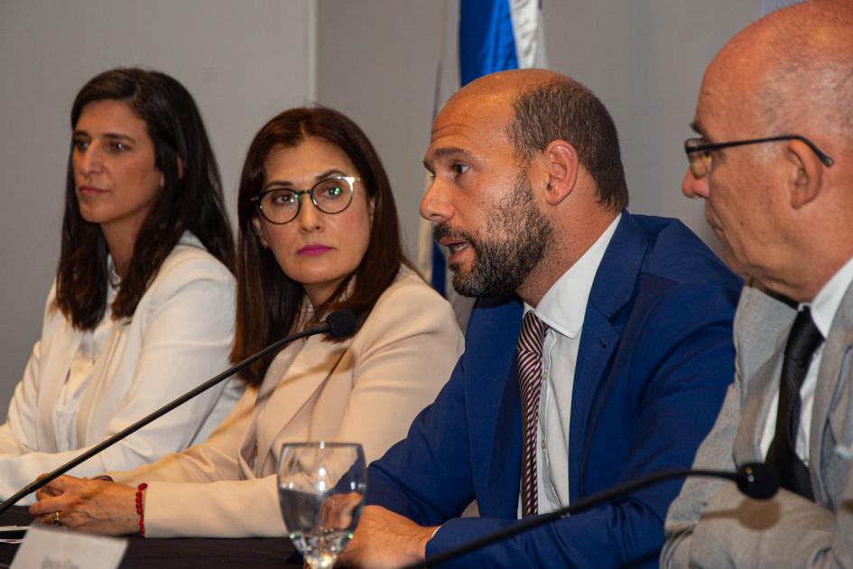 Ministro Lema en la presentación Ministro Lema en la presentación