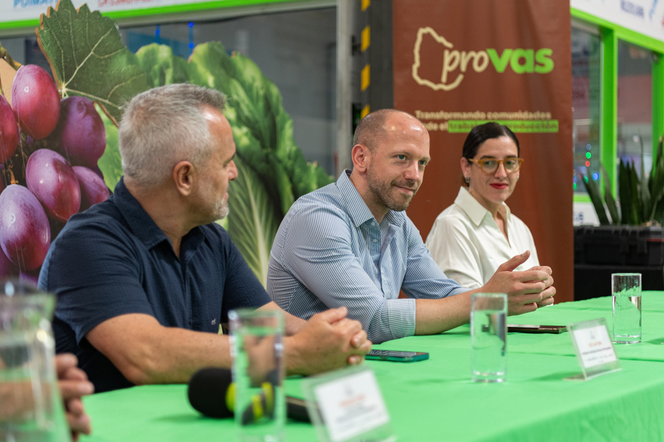 Feria PROVAS en la Unidad Agroalimentaria de Montevideo Feria PROVAS en la Unidad Agroalimentaria de Montevideo