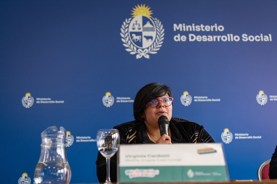 Presentación Asistente Virtual de Crianza y Set de Bienvenida Presentación Asistente Virtual de Crianza y Set de Bienvenida