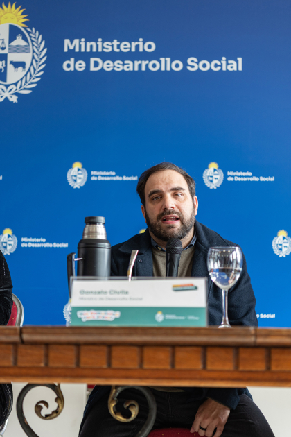 Presentación Asistente Virtual de Crianza y Set de Bienvenida Presentación Asistente Virtual de Crianza y Set de Bienvenida