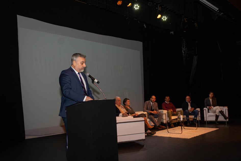 Encargado de negocios de la Embajada de Estados Unidos en Uruguay, Karl Ríos Encargado de negocios de la Embajada de Estados Unidos en Uruguay, Karl Ríos