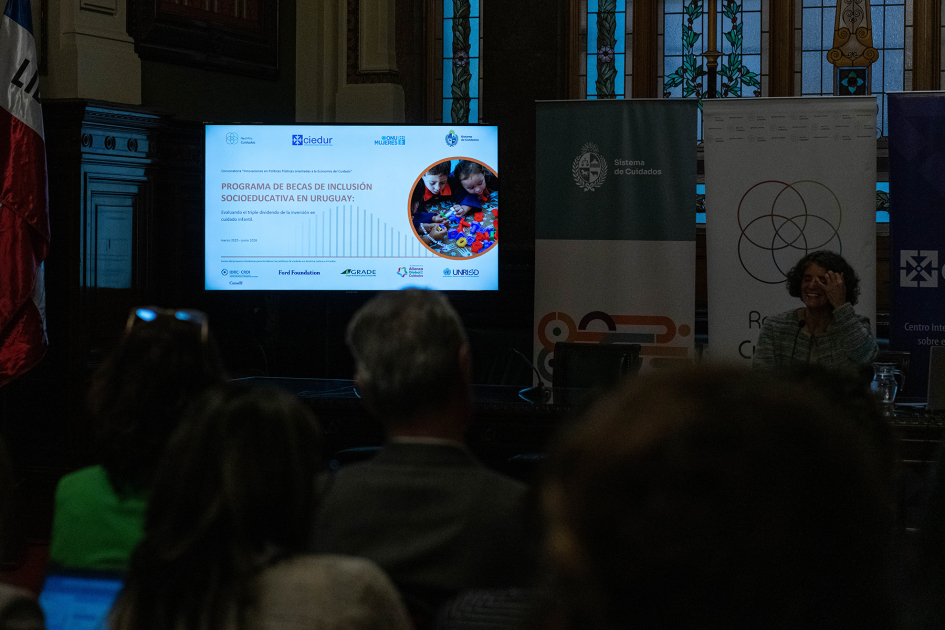 Presentación de estudio sobre impacto del Programa Becas BIS Pantalla con estudio Beca BIS