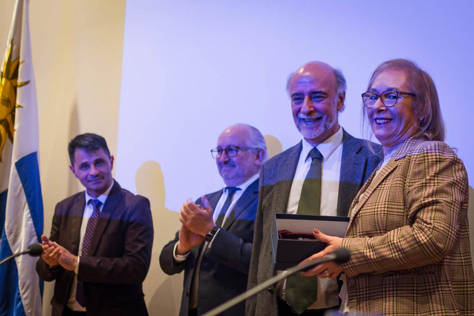 Entrega de reconocimiento Entrega de reconocimiento