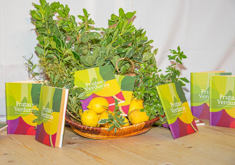 Libro “Frutas y verduras: placer, bienestar y sustentabilidad”