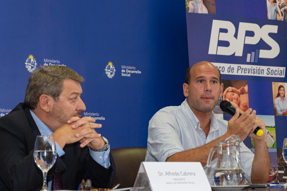Ministro de Desarrollo Social y presidente del BPS Ministro de Desarrollo Social y presidente del BPS