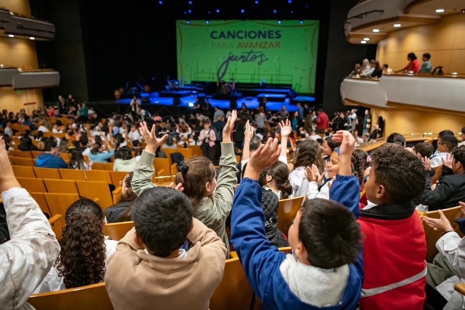 Niñas y niños presentes en el espectáculo Niñas y niños presentes en el espectáculo