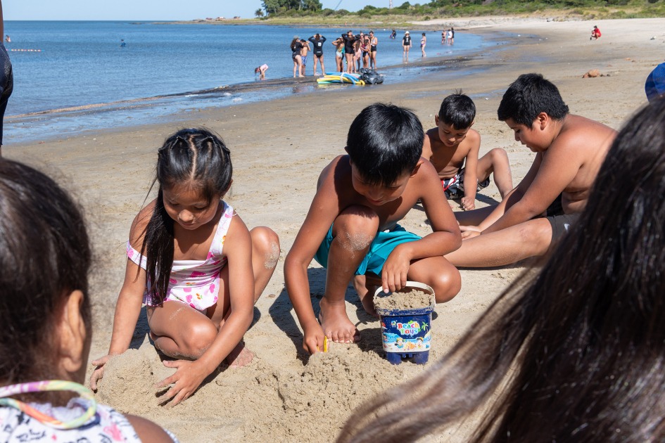 Programa "Al Agua Pato" en la playa de Pajas Blancas.