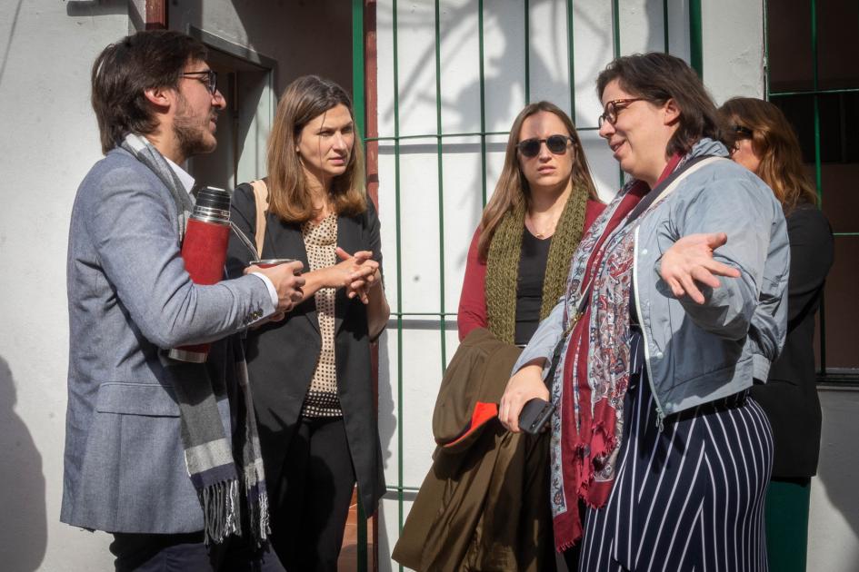 Asistentes a la inauguración Asistentes a la inauguración