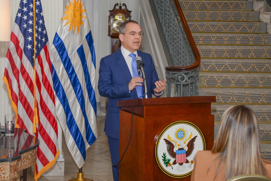 Encargado de negocios de la Embajada de EE.UU, Karl Rios Encargado de negocios de la Embajada de EE.UU, Karl Rios