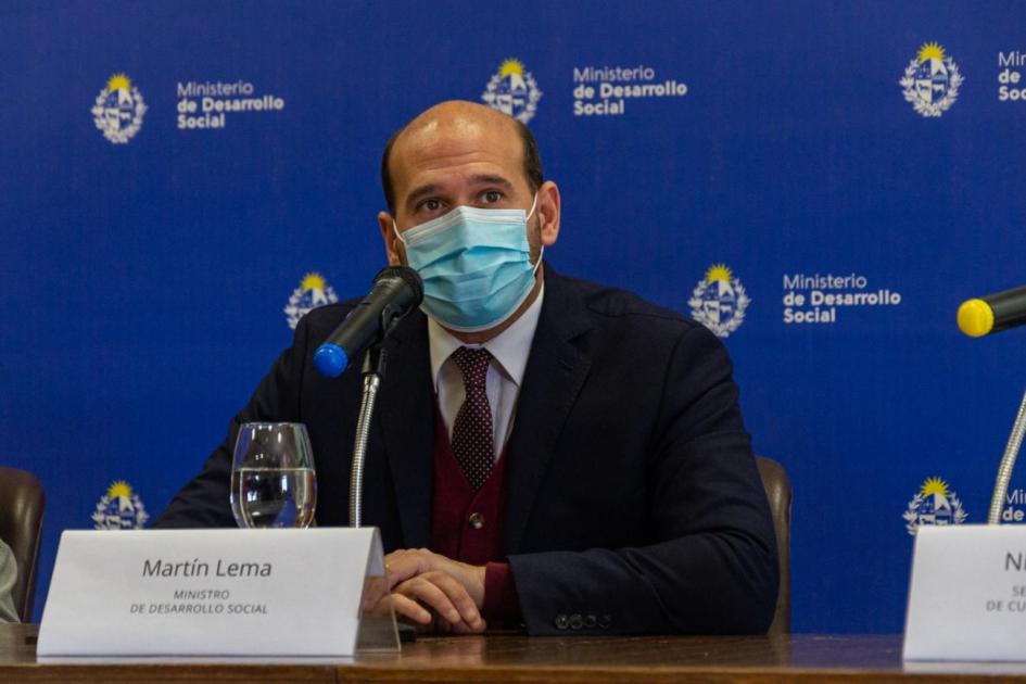 Ministro Lema en presentación del Plan Nacional de Cuidados período 2021/2025 Ministro Lema en presentación del Plan Nacional de Cuidados período 2021/2025
