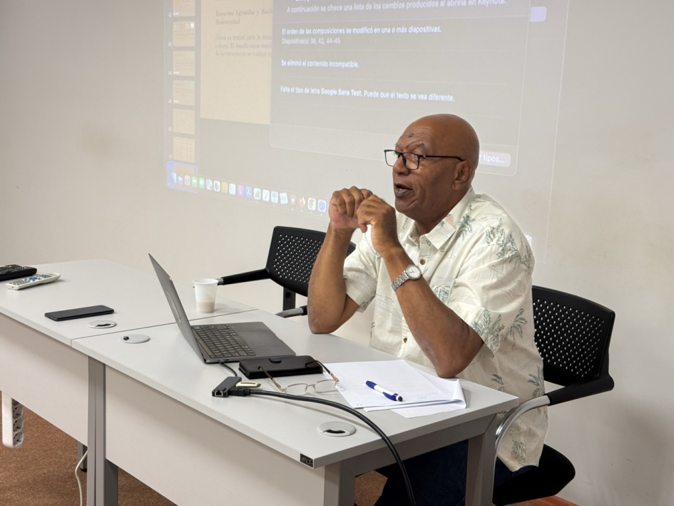 Encuentro con embajador uruguayo en Etiopía