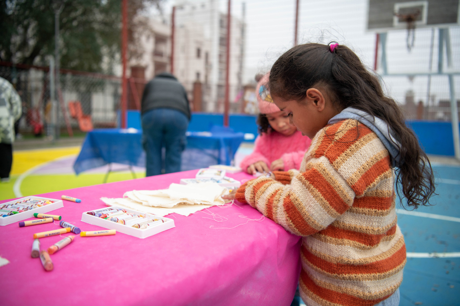 Actividad de Centro de Migrantes en Plaza en Ciudad Vieja. Actividad de Centro de Migrantes en Plaza en Ciudad Vieja.